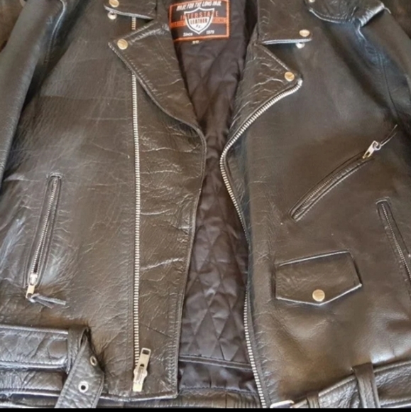 Leather Jacket - Picture 4 of 4